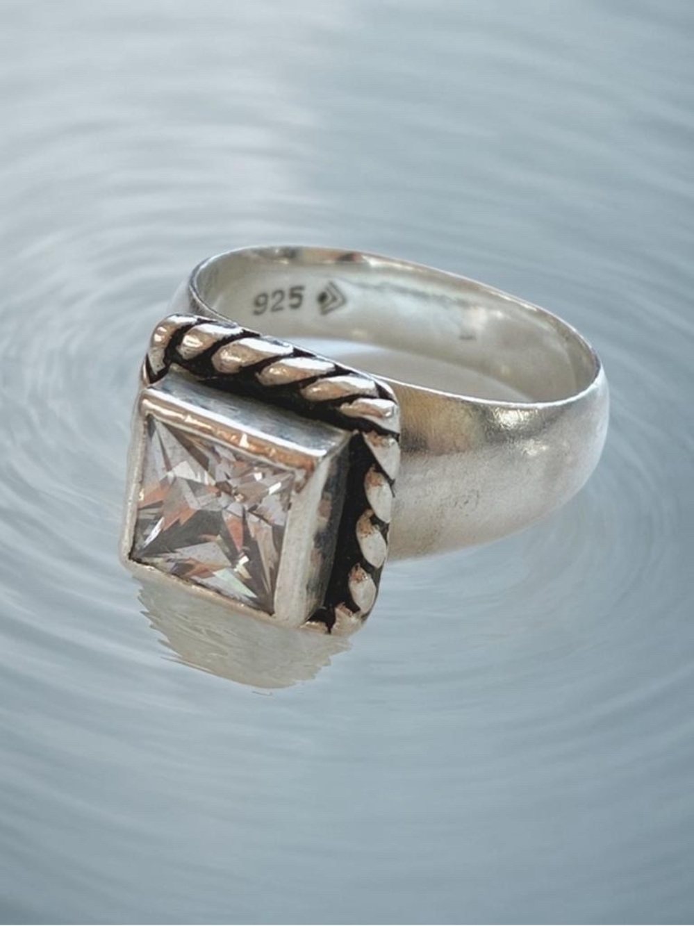 Silpada Sterling Silver Square Cubic Zirconia Ring size 6 R0839